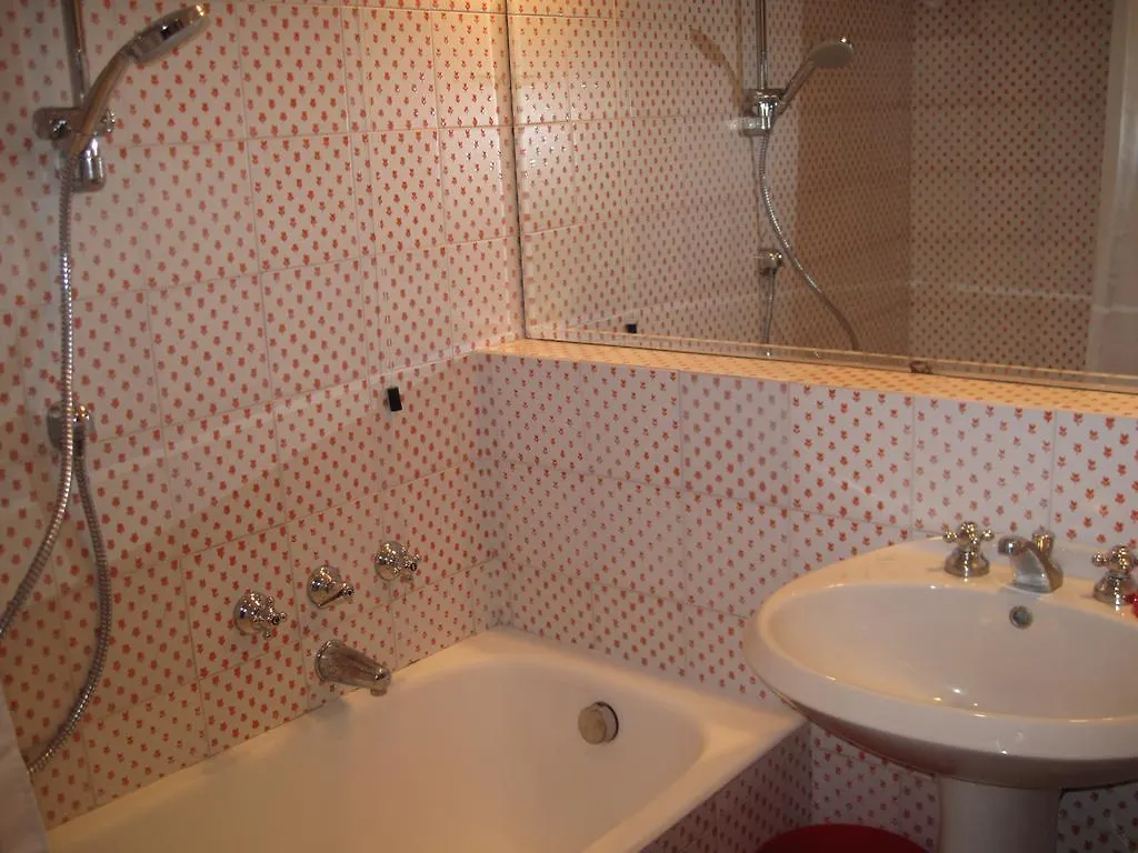 Fattoria Il Leccio - Elegant Suite On Florence Hills Fiesole 0*,  Italy